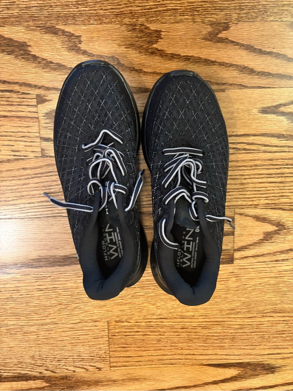 Under Armour Flow Velociti Wind 2 Black Performance Running Shoes - Picture 8 of 8